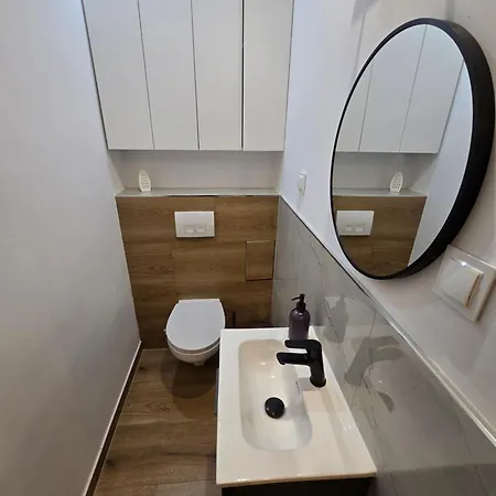 Appartement Klodzki Z Parkingiem - Blisko Centrum *