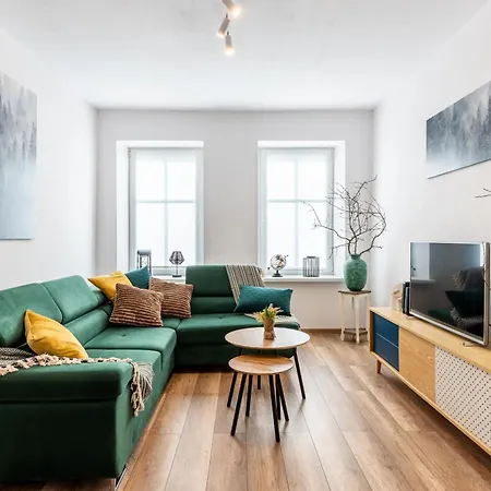 Klodzki Z Parkingiem - Blisko Centrum