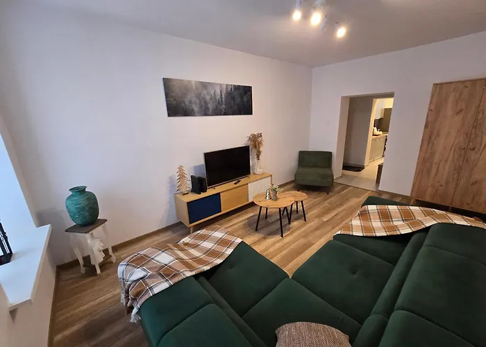 Klodzki Z Parkingiem - Blisko Centrum *